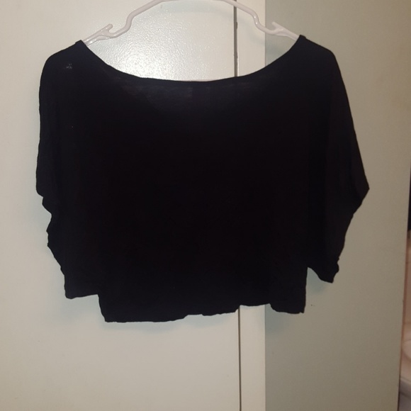 Crop top - Picture 2 of 2